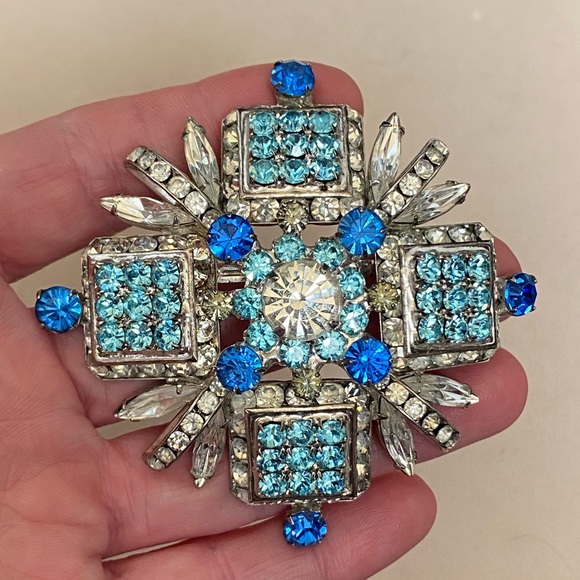 Vintage Blue & Clear Large Rhinestone Brooch - Picture 11 of 13